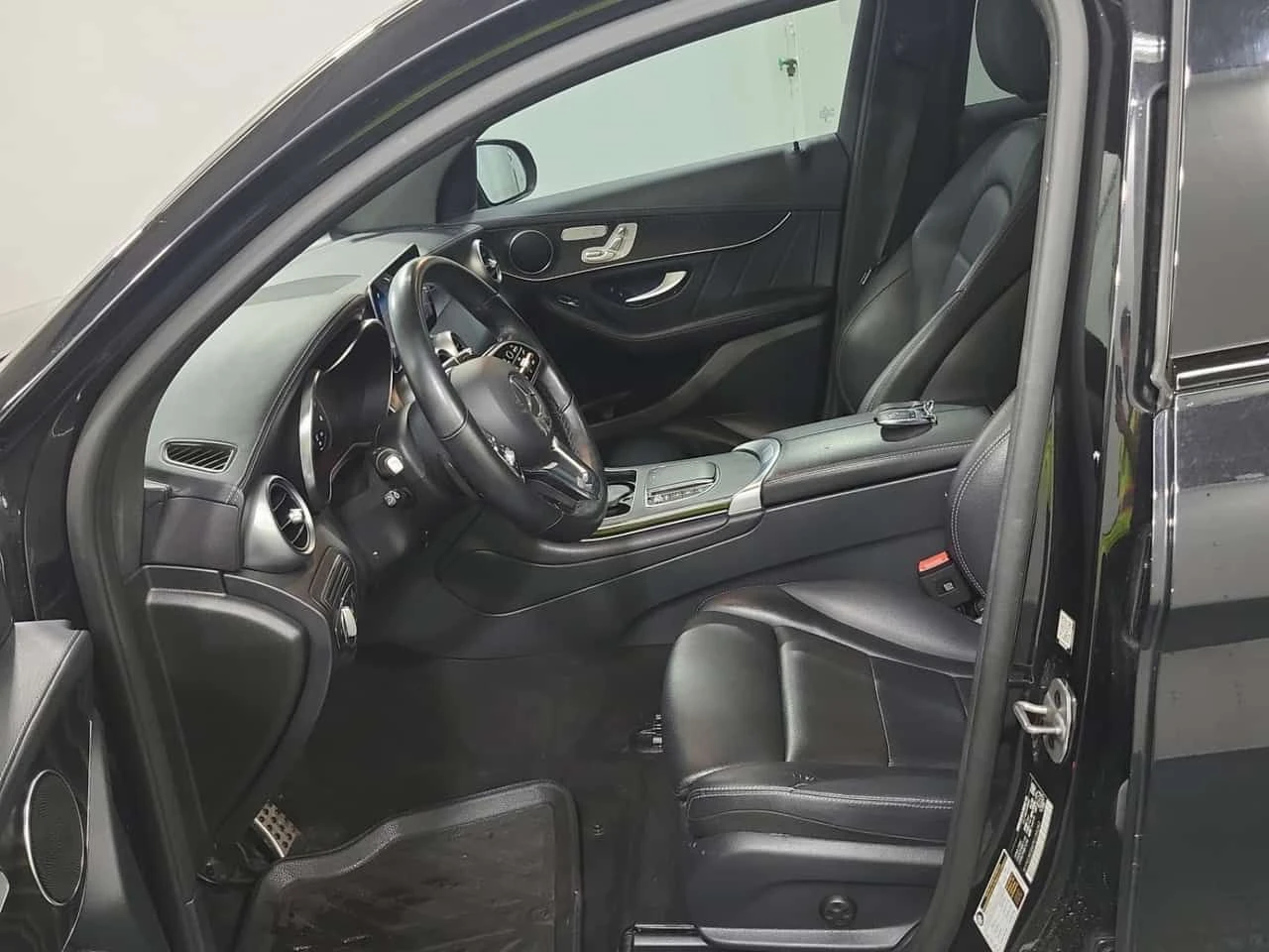 Mercedes-Benz GLC 300  * CARFAX * BURMESTER * �������� * 360 * NAVI | Mobile.bg � ����������� 2