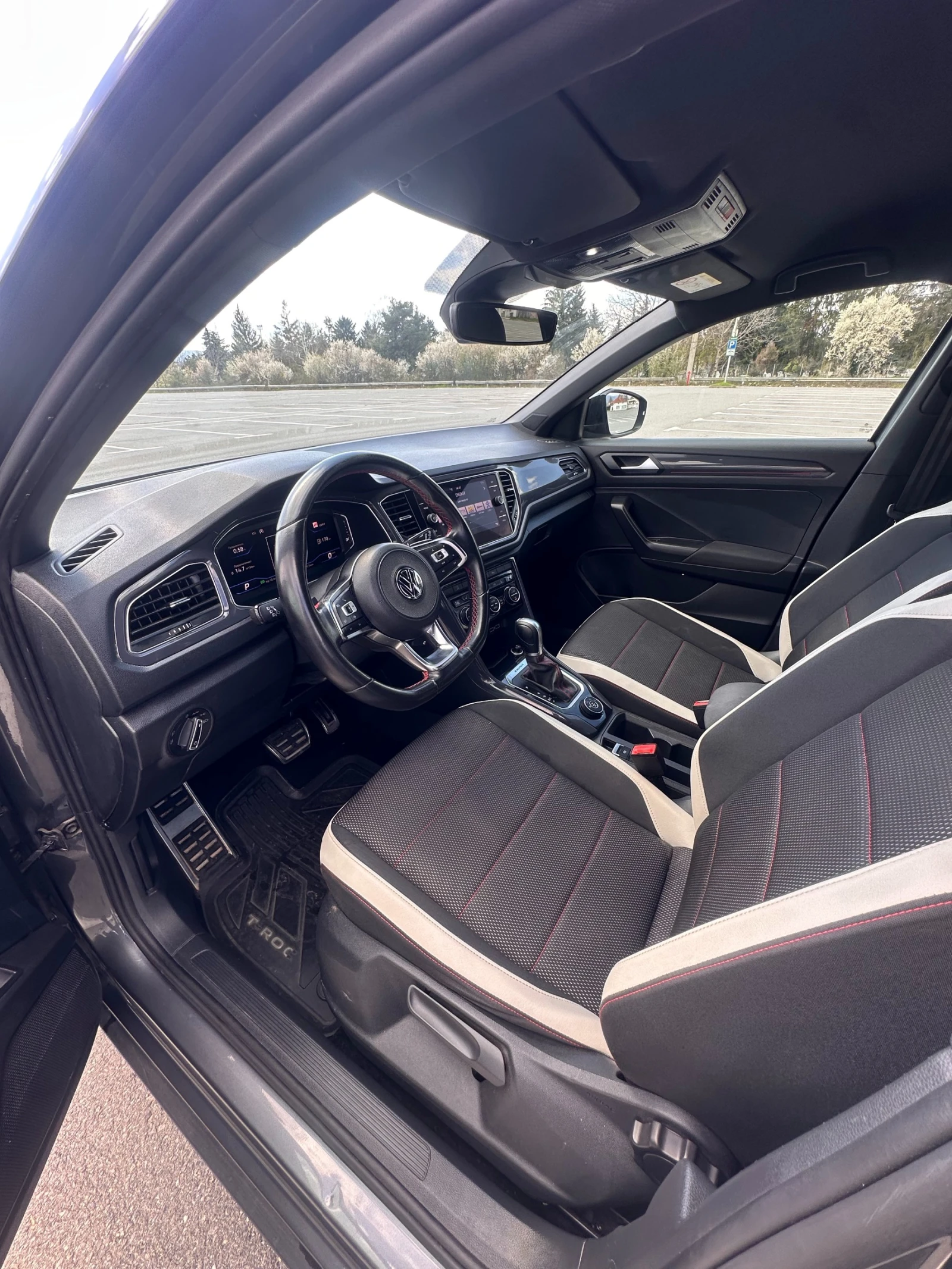 VW T-Roc 2.0 TDI-150 4X4 DSG-DIGITAL, снимка 10 - Автомобили и джипове - 54106301