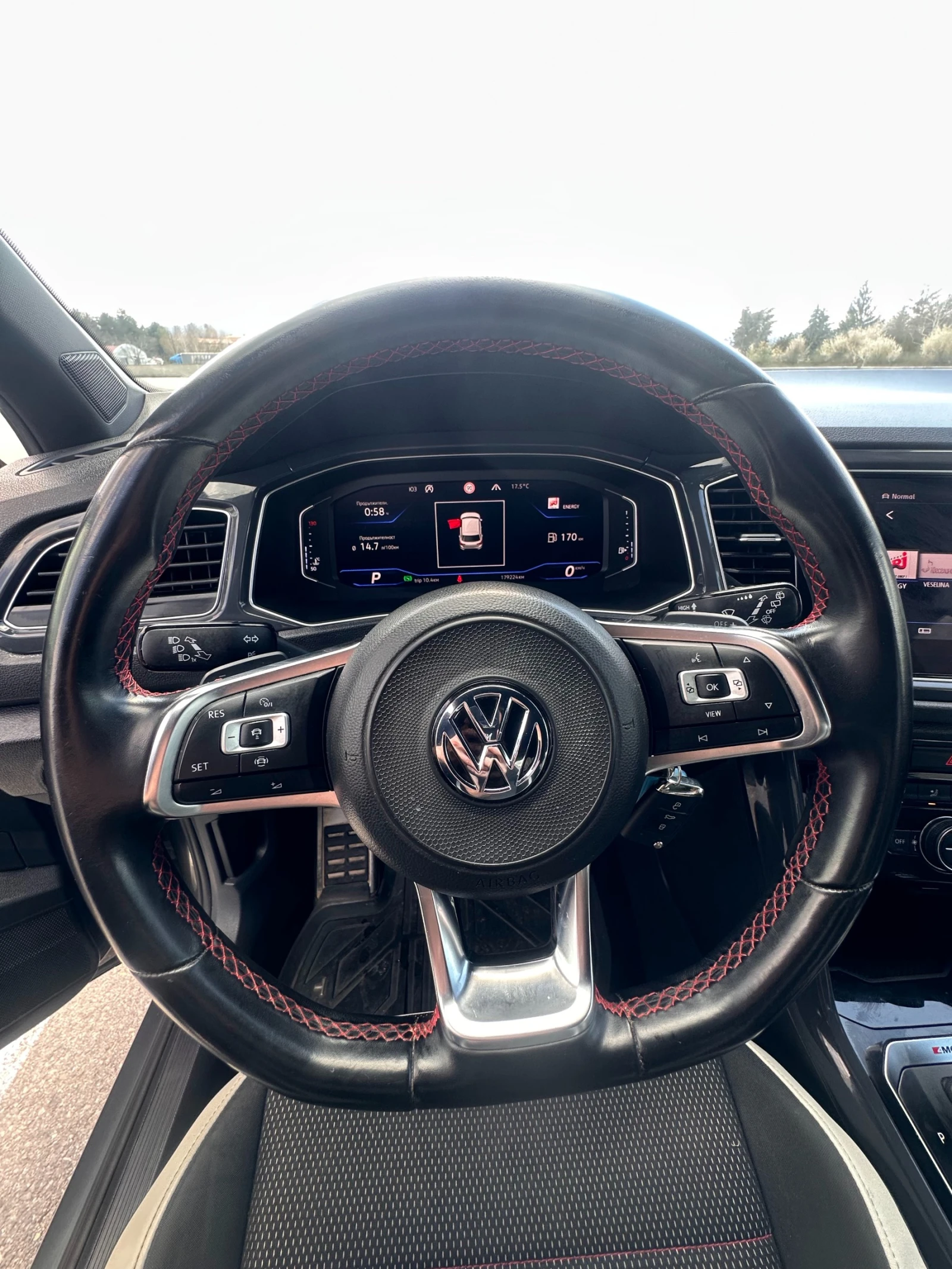 VW T-Roc 2.0 TDI-150 4X4 DSG-DIGITAL, снимка 11 - Автомобили и джипове - 54106301