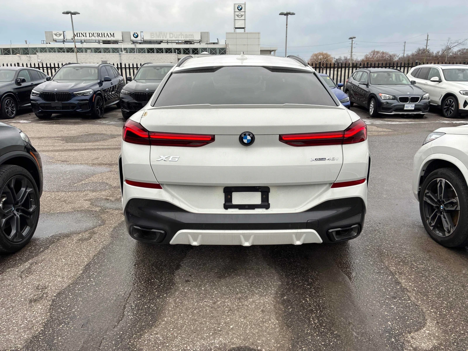 BMW X6 CARFAX * АВТОКРЕДИТ * ПРОГНОЗНА ЦЕНА ДО БГ, снимка 4 - Автомобили и джипове - 54488799