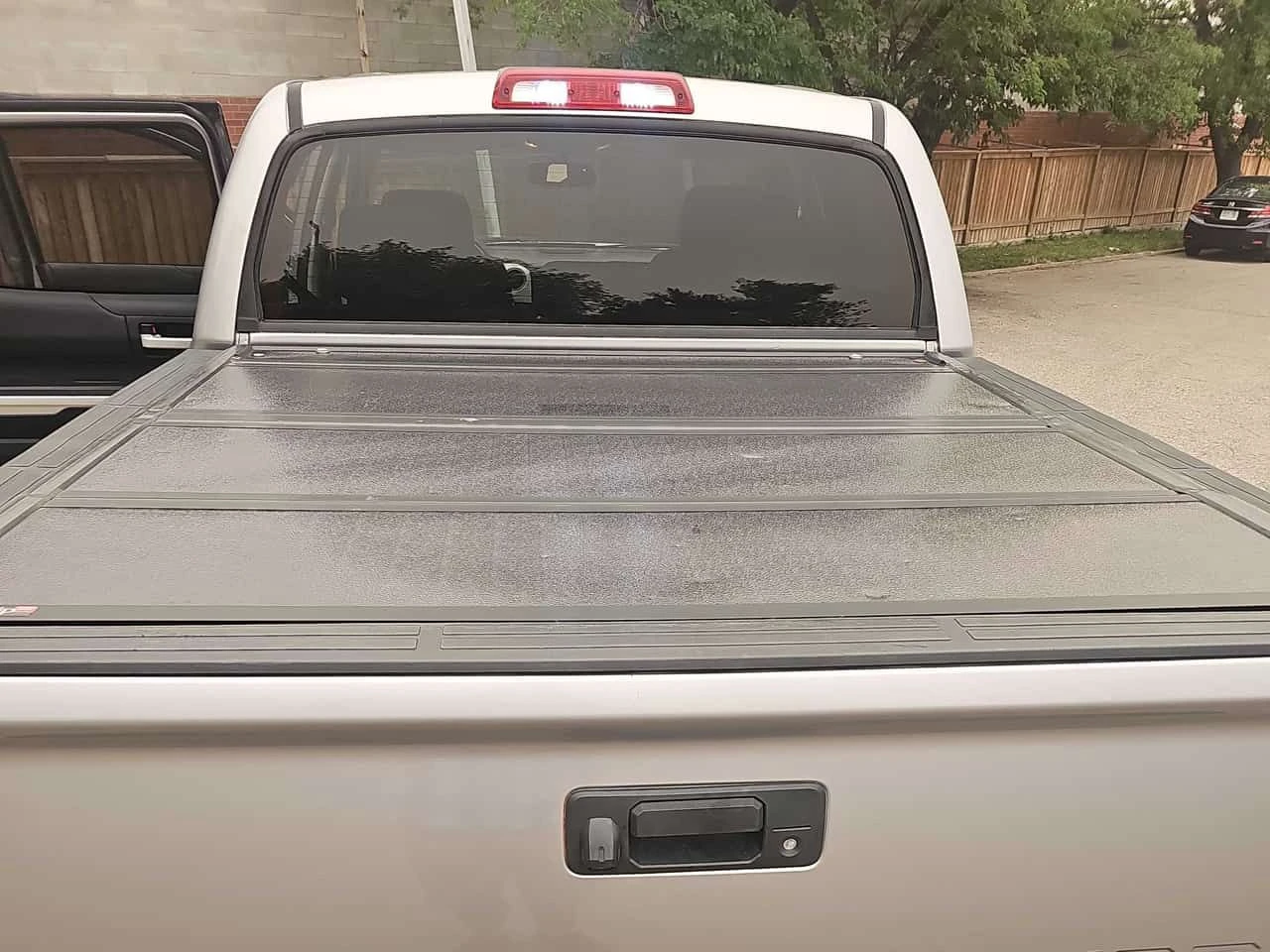 Toyota Tundra * 4WD Crewmax 146" 5.7L SR5* АВТОКРЕДИТ* , снимка 15 - Автомобили и джипове - 55331813