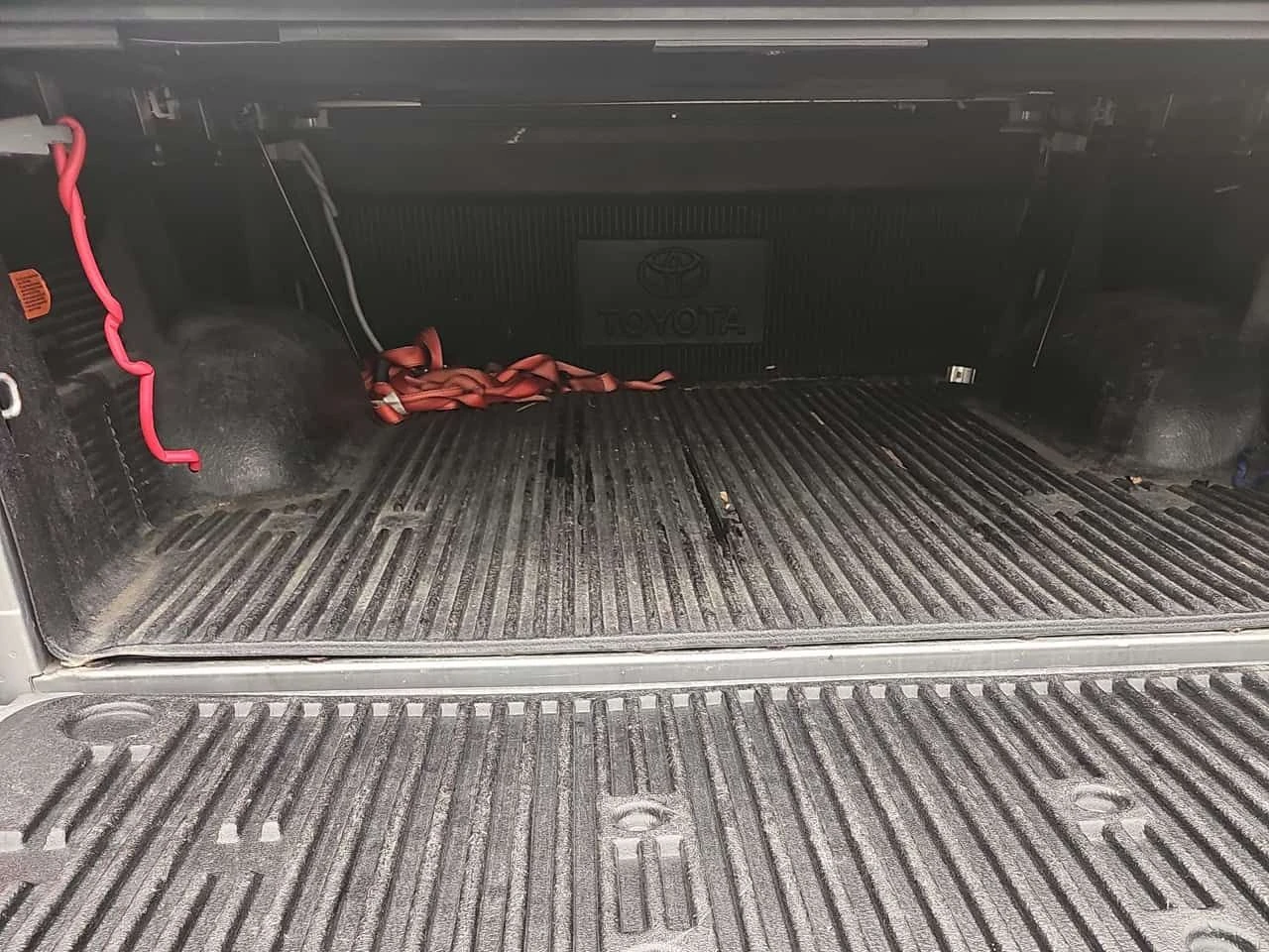 Toyota Tundra * 4WD Crewmax 146" 5.7L SR5* АВТОКРЕДИТ* , снимка 14 - Автомобили и джипове - 55331813