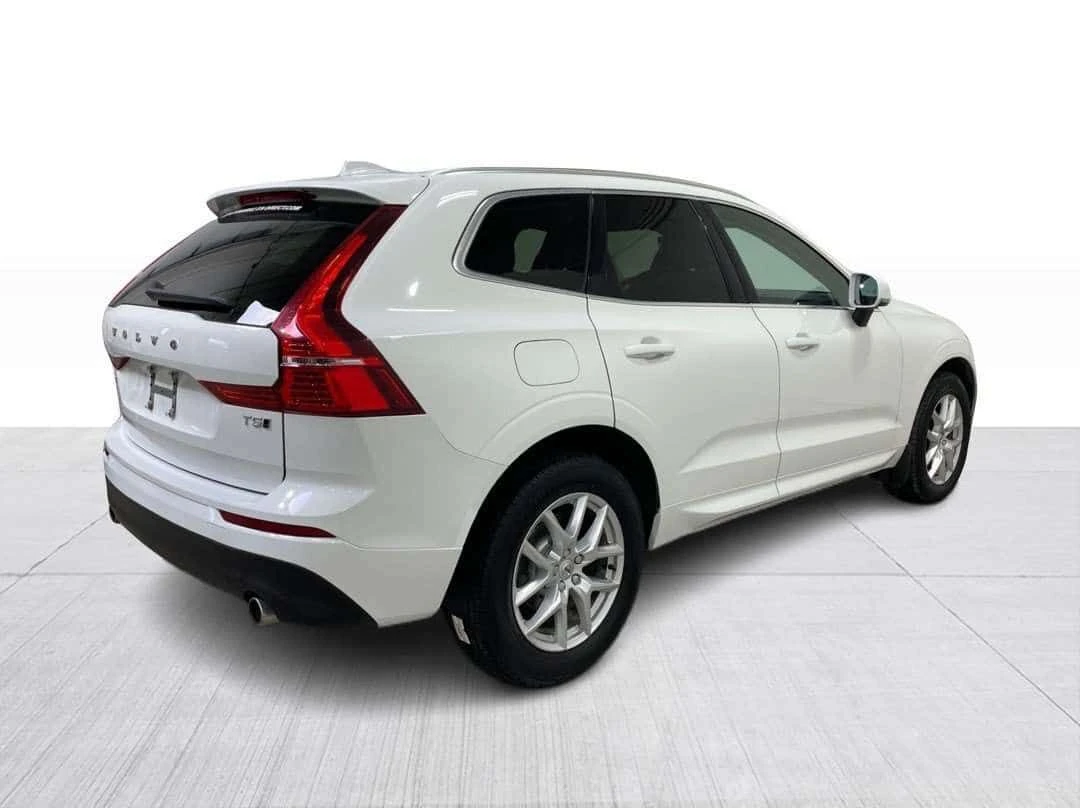 Volvo XC60 * T5 Momentum AWD Cuir Toit Pano GPS Si?ges Chauff, снимка 7 - Автомобили и джипове - 55626964