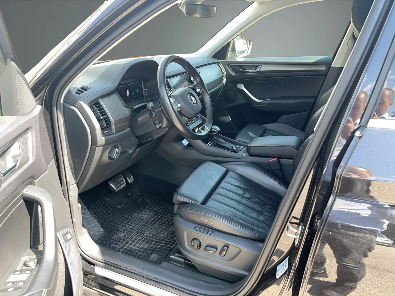 Skoda Kodiaq 2, 0 TDI 7DSG 4X4 6+ 1 места, снимка 9 - Автомобили и джипове - 55643348