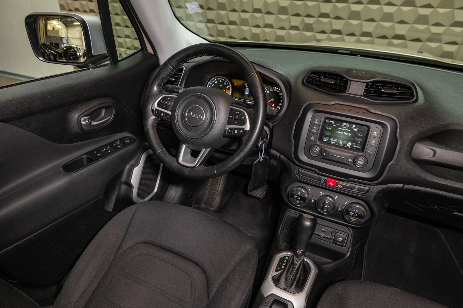 Jeep Renegade  | 1.4 Turbo | Автоматик | Гаранция | 7cars, снимка 11 - Автомобили и джипове - 55650576