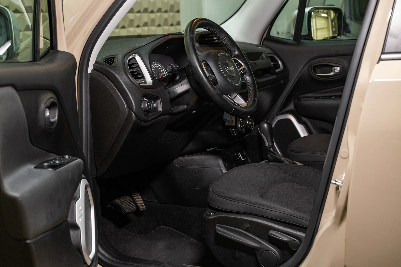Jeep Renegade  | 1.4 Turbo | Автоматик | Гаранция | 7cars, снимка 7 - Автомобили и джипове - 55650576