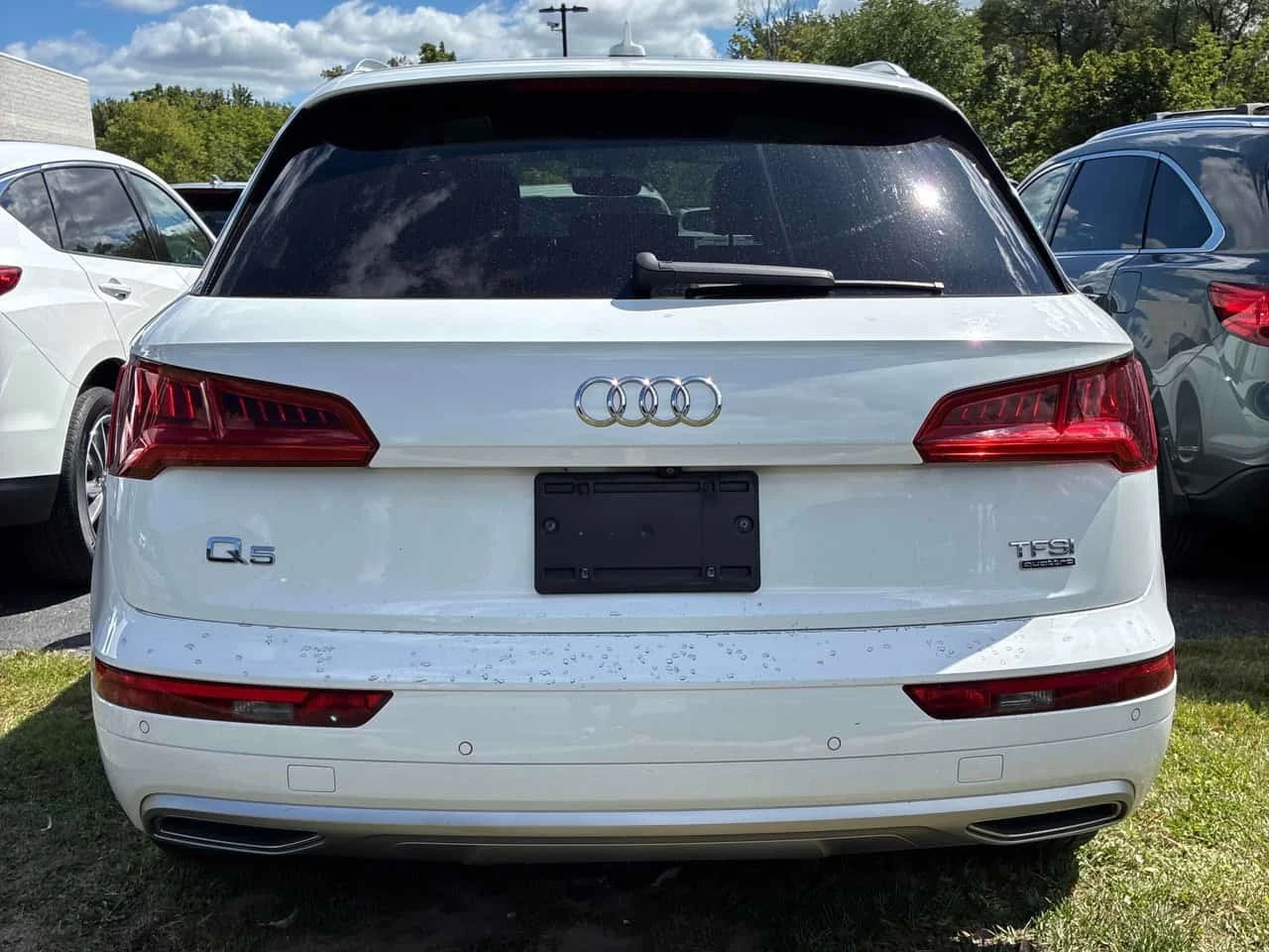 Audi Q5 * Progressiv * CARFAX * БЕЗ ПЪРВОНАЧАЛНА ВНОСКА, снимка 4 - Автомобили и джипове - 55784435