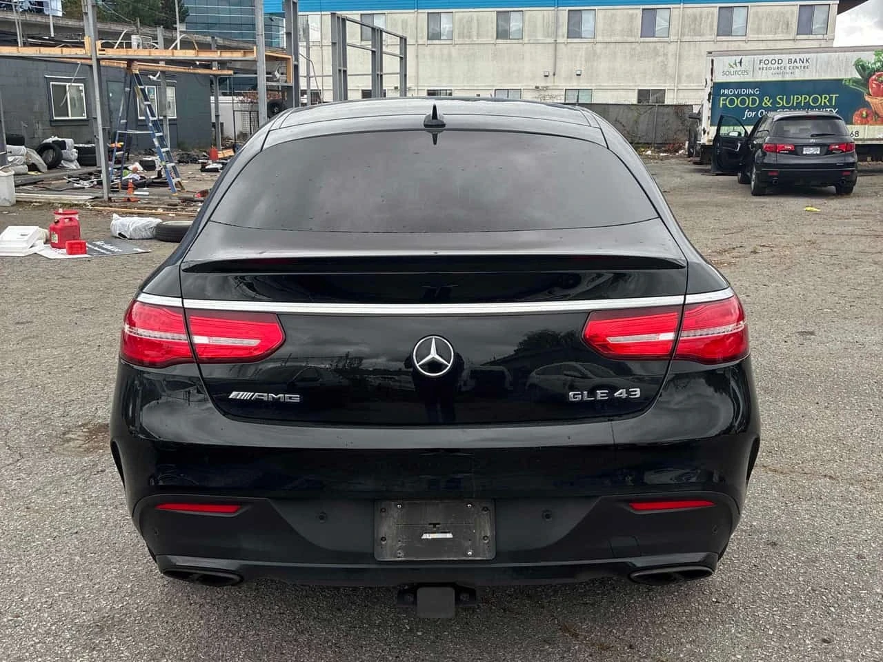 Mercedes-Benz GLE 43 AMG COUPE| HAR/KAR| ПАМЕТ| 360| 2 КЛЮЧА| , снимка 4 - Автомобили и джипове - 56253582