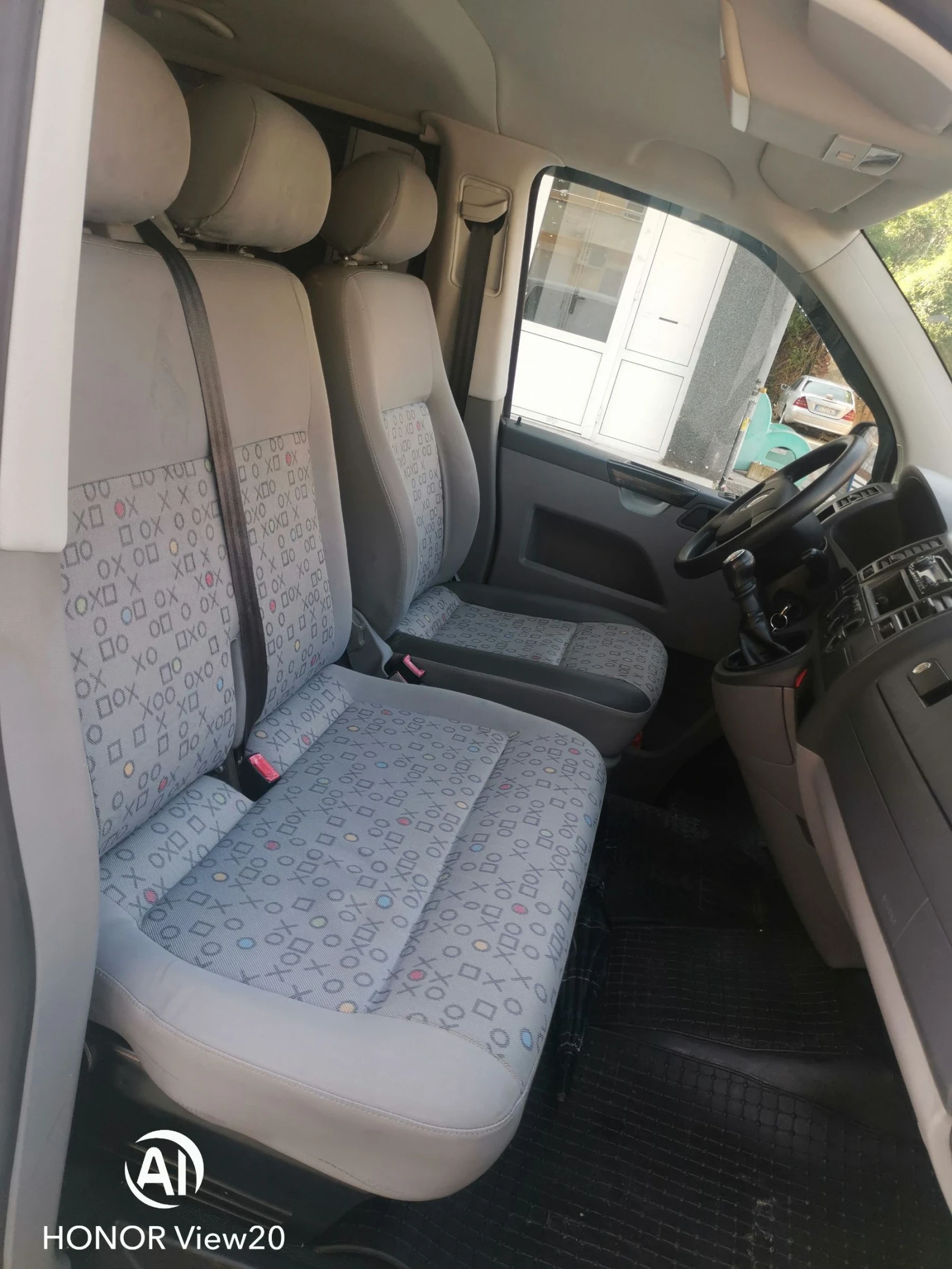 VW Caravelle 1.9 - 102�� | Mobile.bg � ����������� 12