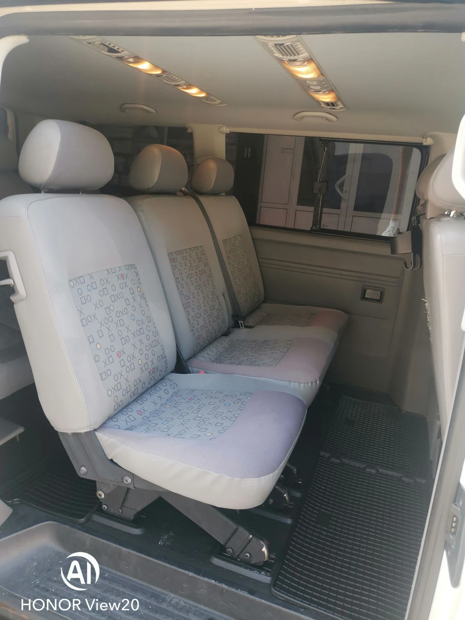 VW Caravelle 1.9 - 102�� | Mobile.bg � ����������� 9