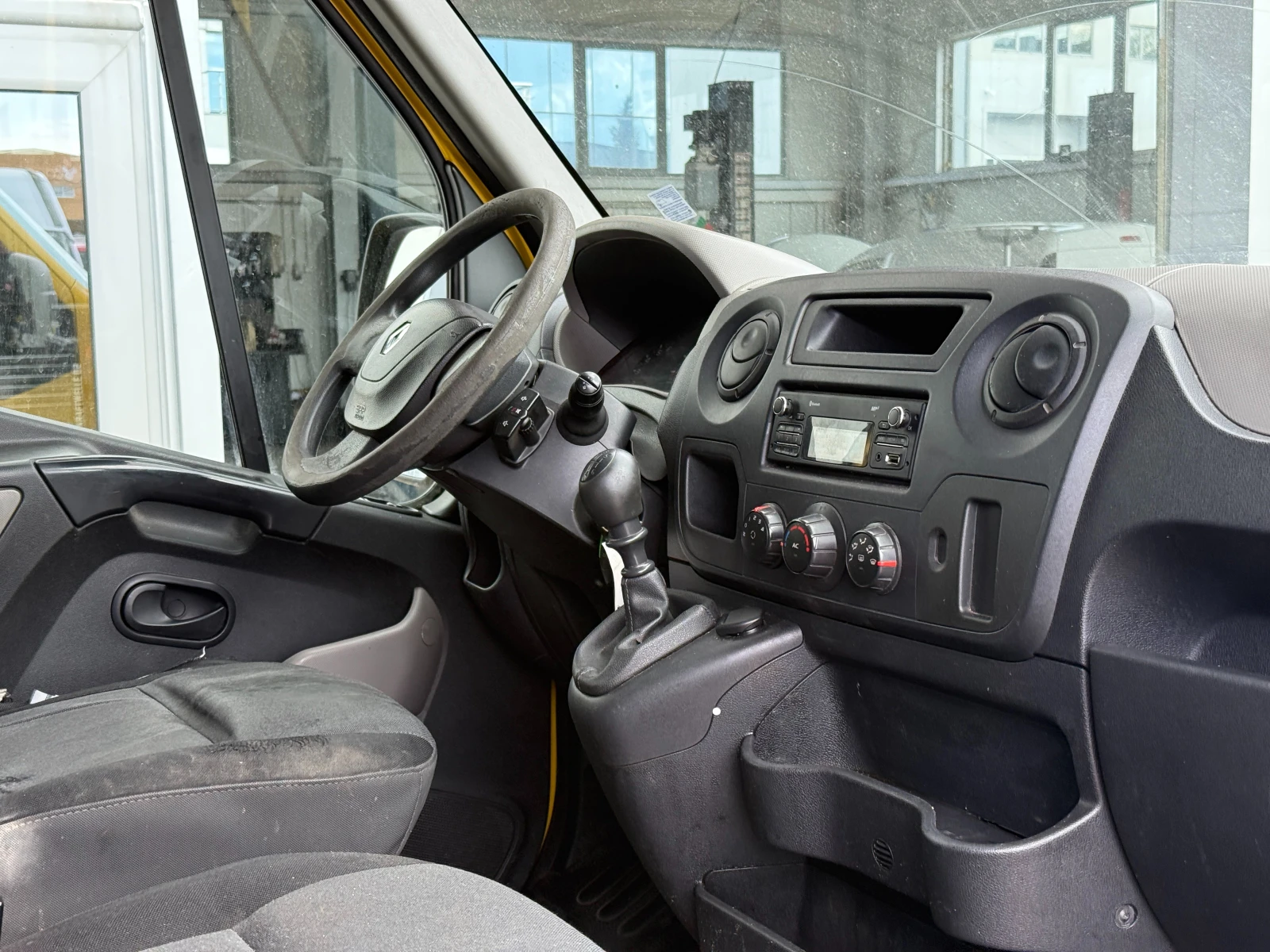 Renault Master 2.3, снимка 9 - Бусове и автобуси - 54228130