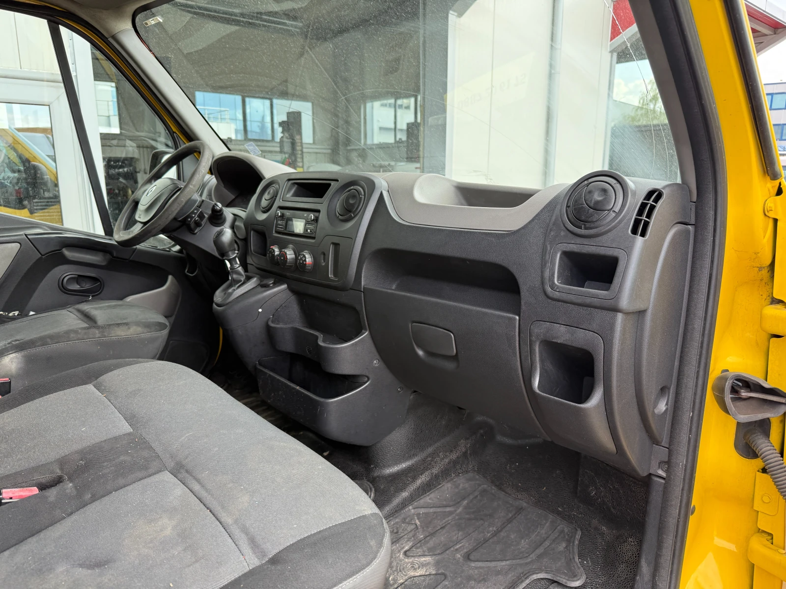 Renault Master 2.3, снимка 12 - Бусове и автобуси - 54228130