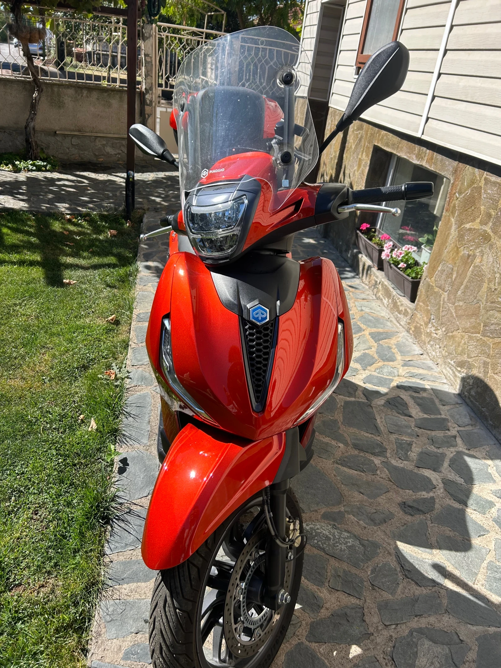 Piaggio Beverly Скутер, снимка 1
