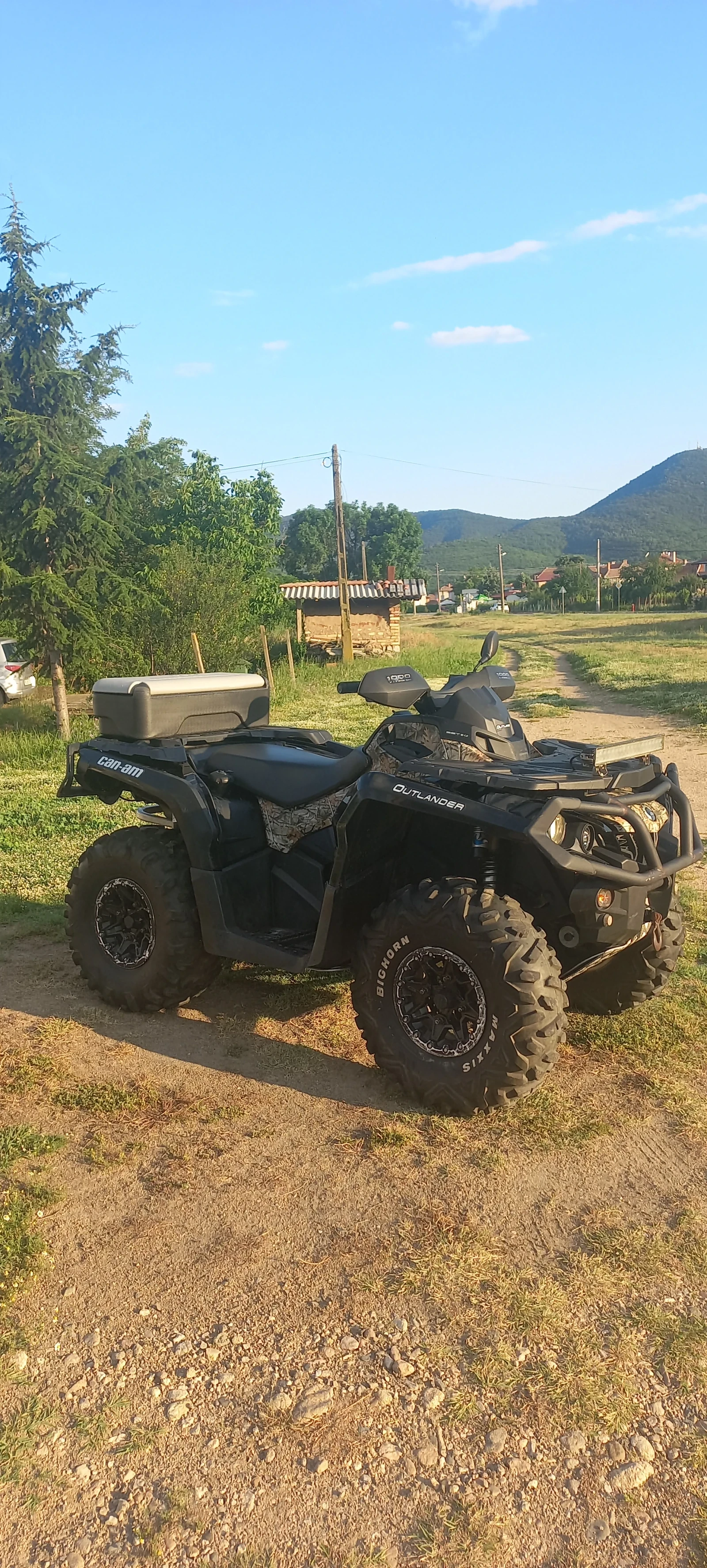 Can-Am Outlander XT- 1000