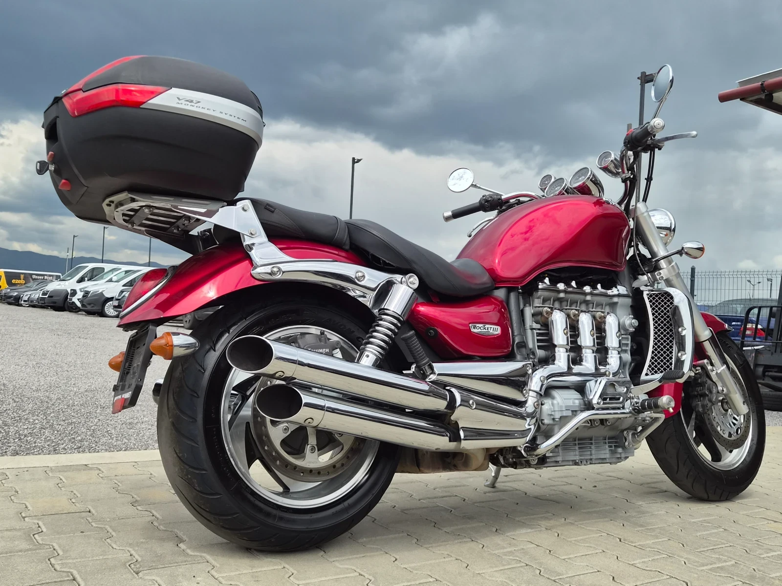 Triumph Rocket III КУФАРИ СИСИ БАР ТОП СЪСТОЯНИЕ, снимка 7 - Мотоциклети и мототехника - 54632494
