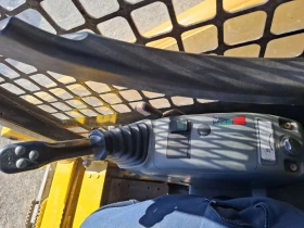 Мини челни товарачи Komatsu Sk714 , снимка 14