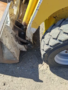 Мини челни товарачи Komatsu Sk714  | Auto.bg — изображение 16