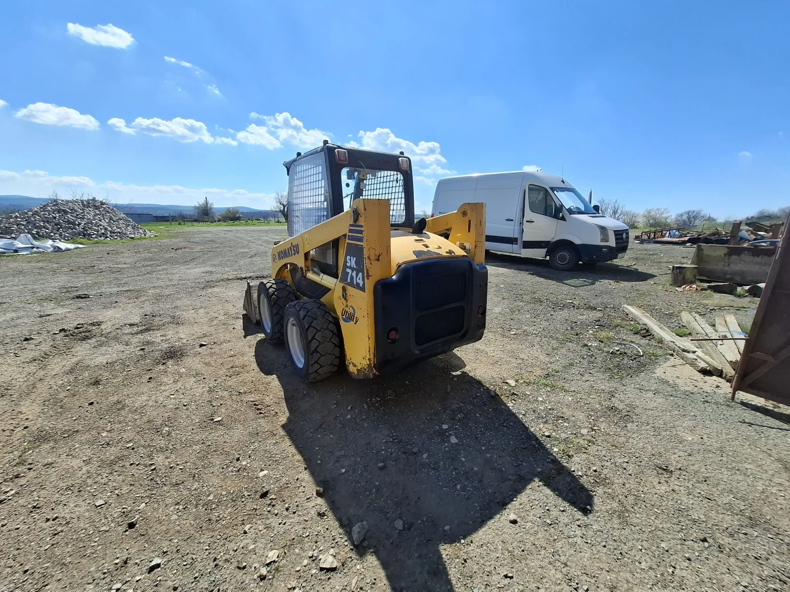 Мини челни товарачи Komatsu Sk714 , снимка 3 - Индустриална техника - 54118017