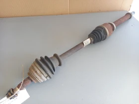 Полуоска предна дясна Рено Клио 1.6Б (з)