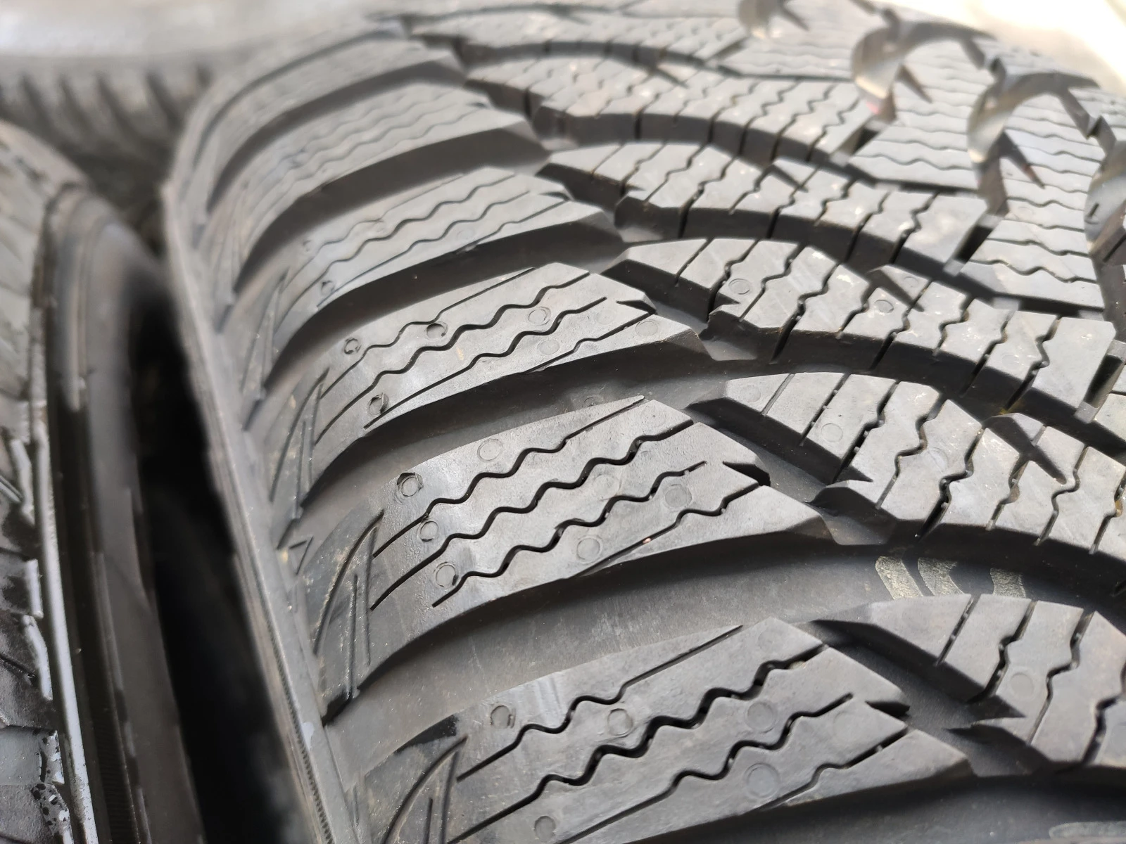  215/65R16 | Mobile.bg   8