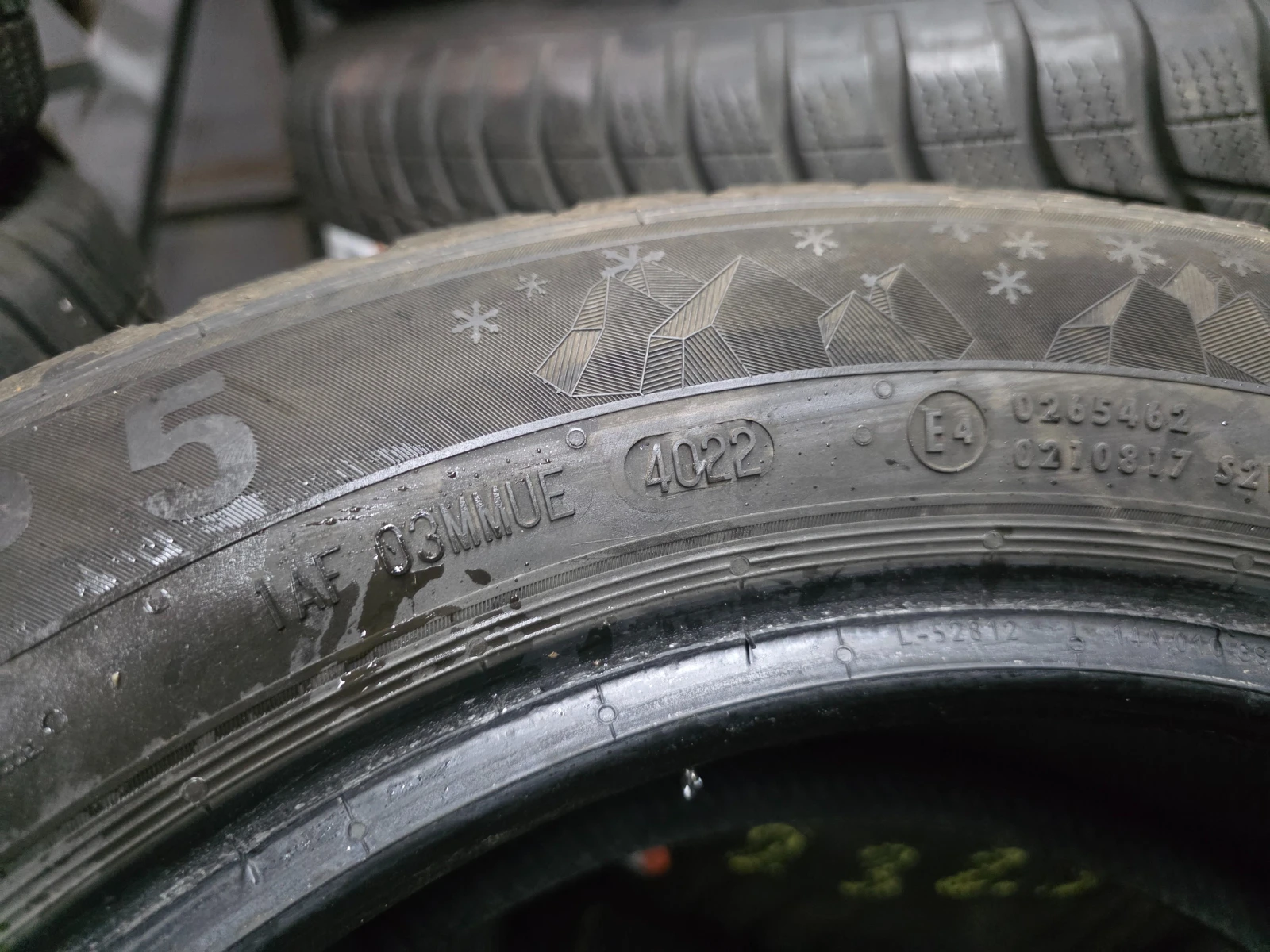 Гуми Зимни 185/60R15, снимка 11 - Гуми и джанти - 54000408