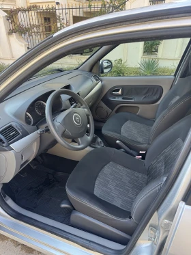 Renault Symbol 1, 6 I, снимка 11