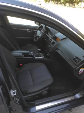 Mercedes-Benz C 200, снимка 14