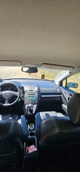 Toyota Corolla verso кожен салон и 7 места., снимка 7