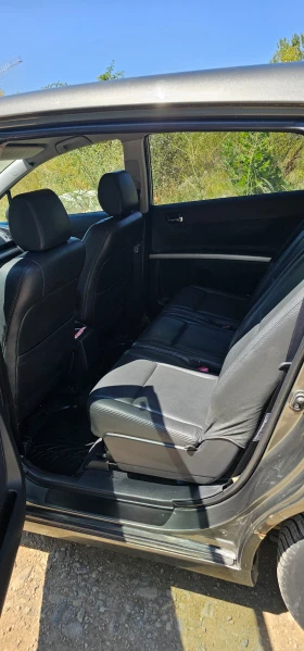 Toyota Corolla verso кожен салон и 7 места., снимка 4