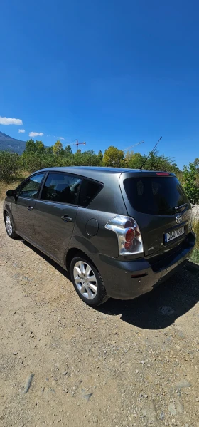 Toyota Corolla verso кожен салон и 7 места., снимка 12