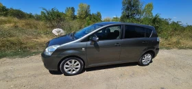 Toyota Corolla verso кожен салон и 7 места., снимка 13
