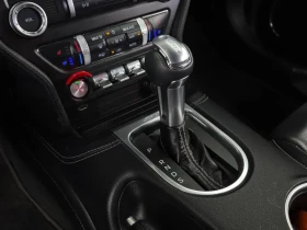 Ford Mustang 2.3 ECOBOOST/KEYLESS/DISTRONIC, снимка 17