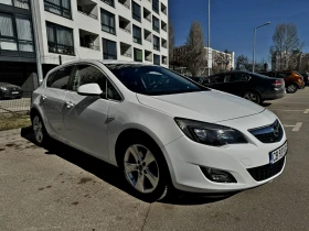 Opel Astra 2.0CDTI/Автоматик!/Обслужена!, снимка 3