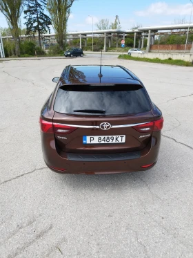 Обява за продажба на Toyota Avensis 1.8 VVTI, LPG(BRC) ~28 700 лв. - изображение 3
