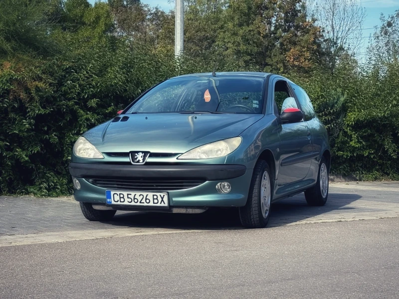 Peugeot 206 Хечбек , снимка 1 - Автомобили и джипове - 47314782