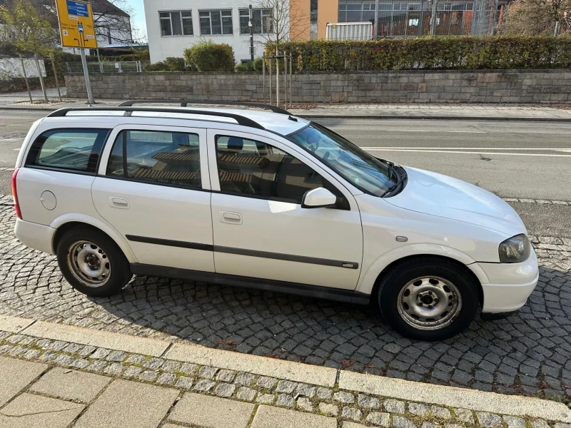 Opel Astra 1.6 Метан, снимка 3 - Автомобили и джипове - 48524742