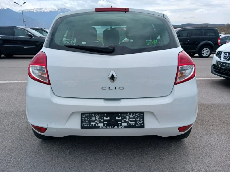 Renault Clio 1.2 16V 111000km, снимка 5 - Автомобили и джипове - 49680707