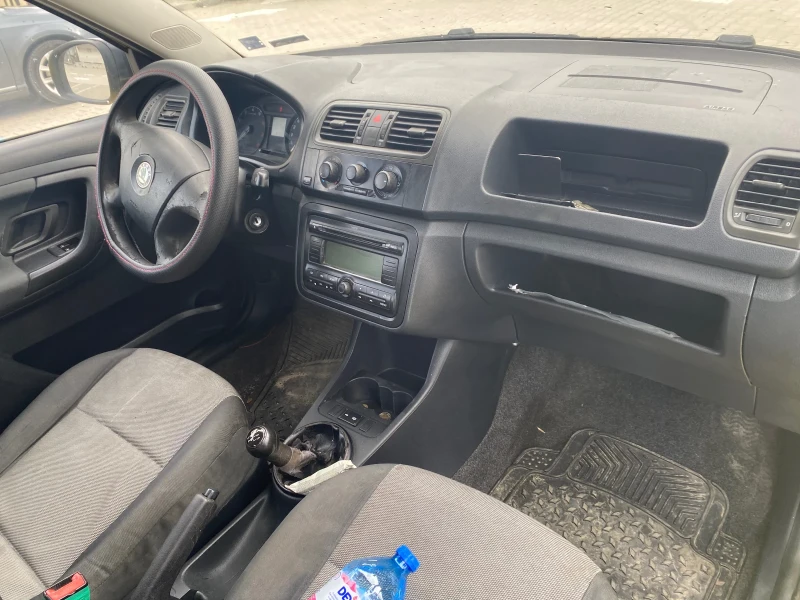 Skoda Fabia, снимка 3 - Автомобили и джипове - 52443120