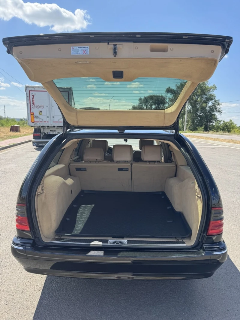 Mercedes-Benz E 320, снимка 15 - Автомобили и джипове - 51773871