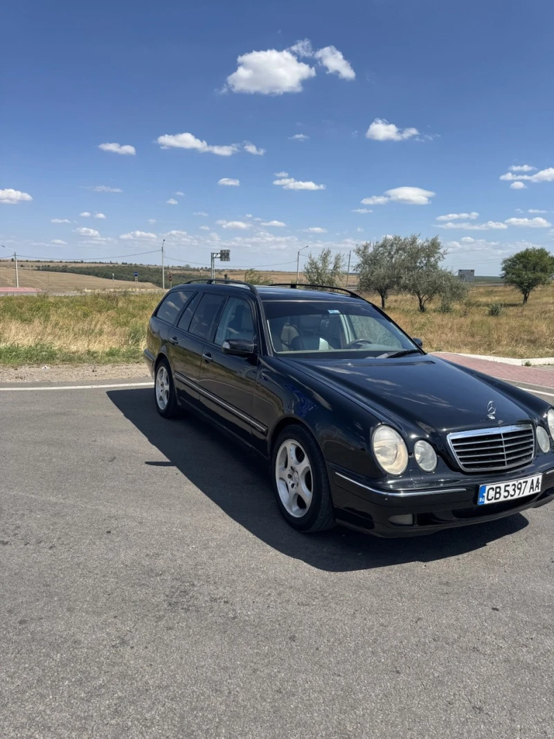Mercedes-Benz E 320, снимка 3 - Автомобили и джипове - 51773871