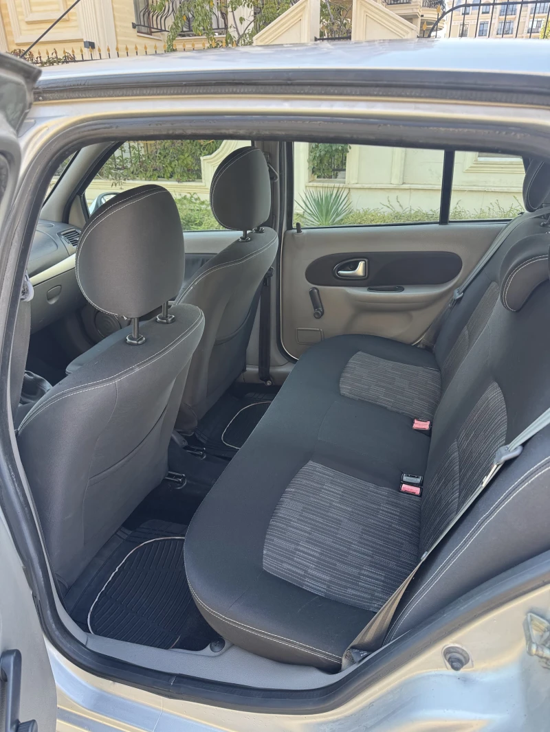 Renault Symbol 1, 6 I, снимка 12 - Автомобили и джипове - 51702303