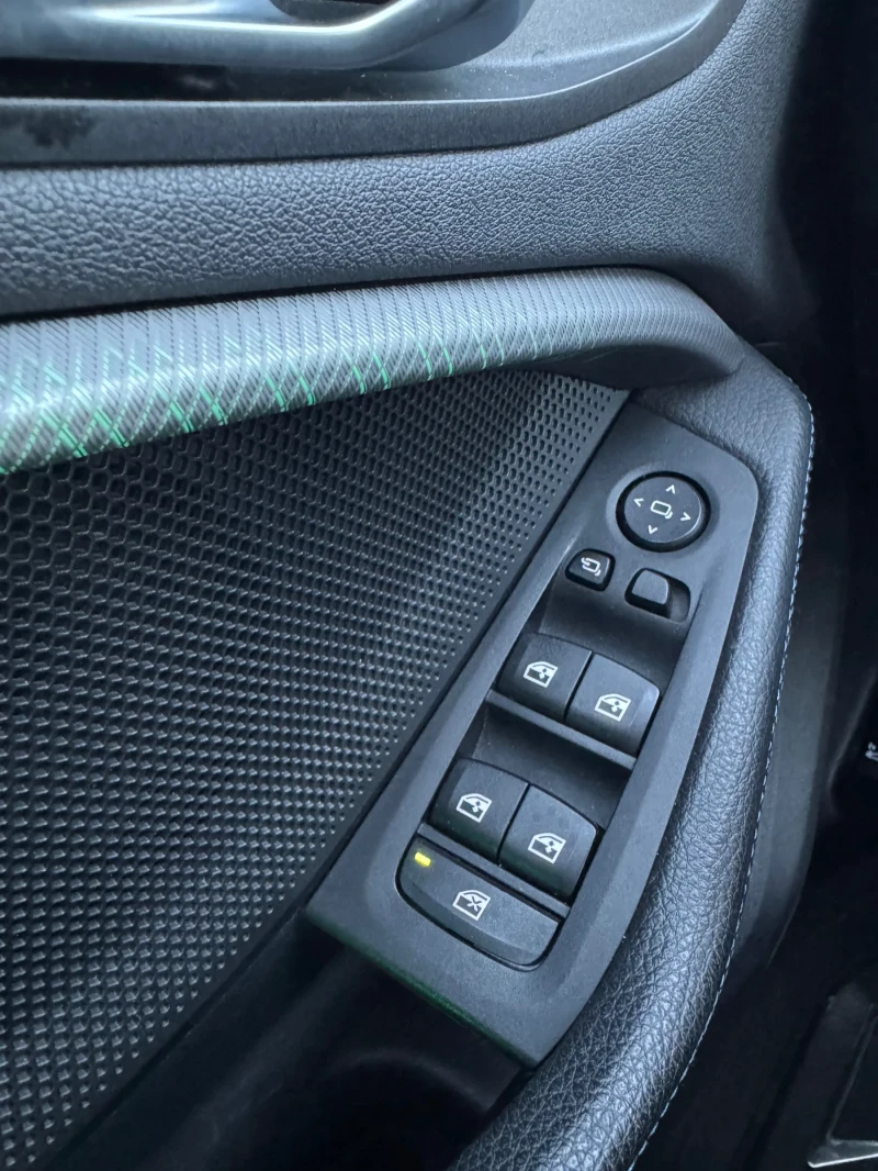 BMW 118 M-пакет 118D, снимка 11 - Автомобили и джипове - 52657261