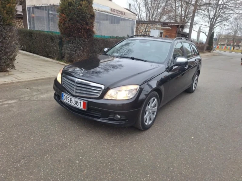Mercedes-Benz C 200, снимка 2 - Автомобили и джипове - 52886197