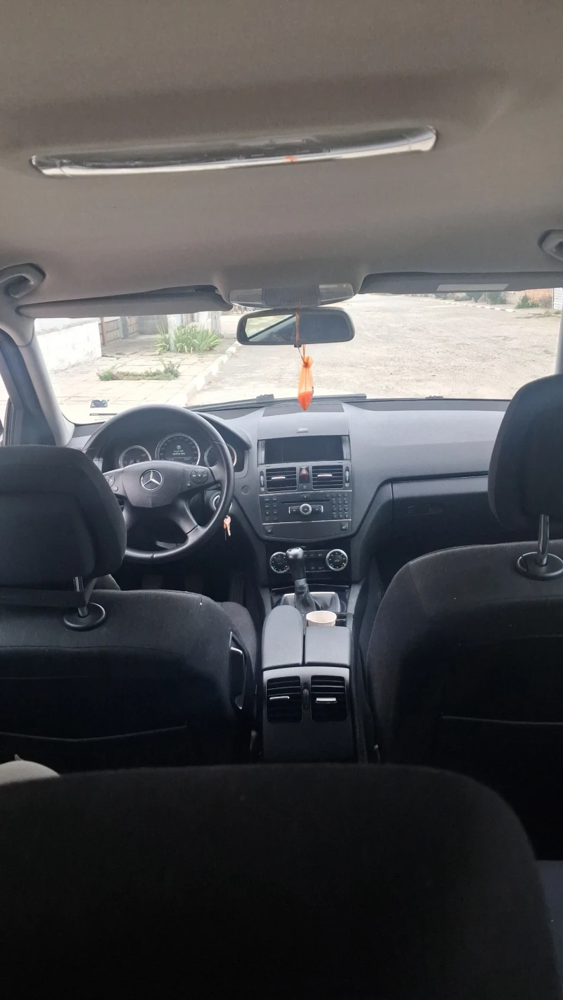 Mercedes-Benz C 200, снимка 12 - Автомобили и джипове - 52450010