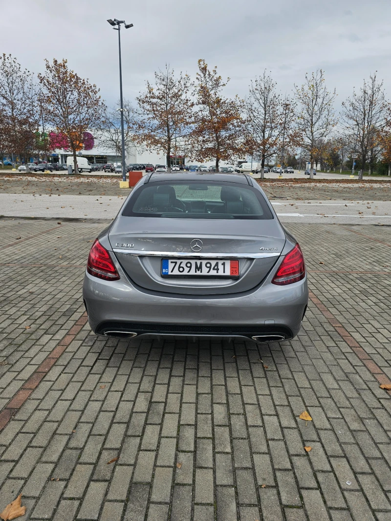 Mercedes-Benz C 300, снимка 7 - Автомобили и джипове - 52497060