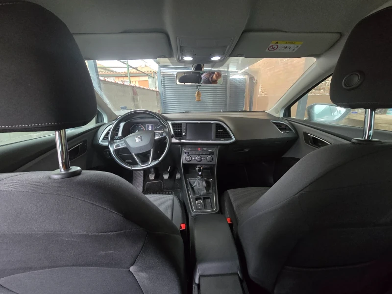 Seat Leon 1.5TGI, снимка 4 - Автомобили и джипове - 53450365