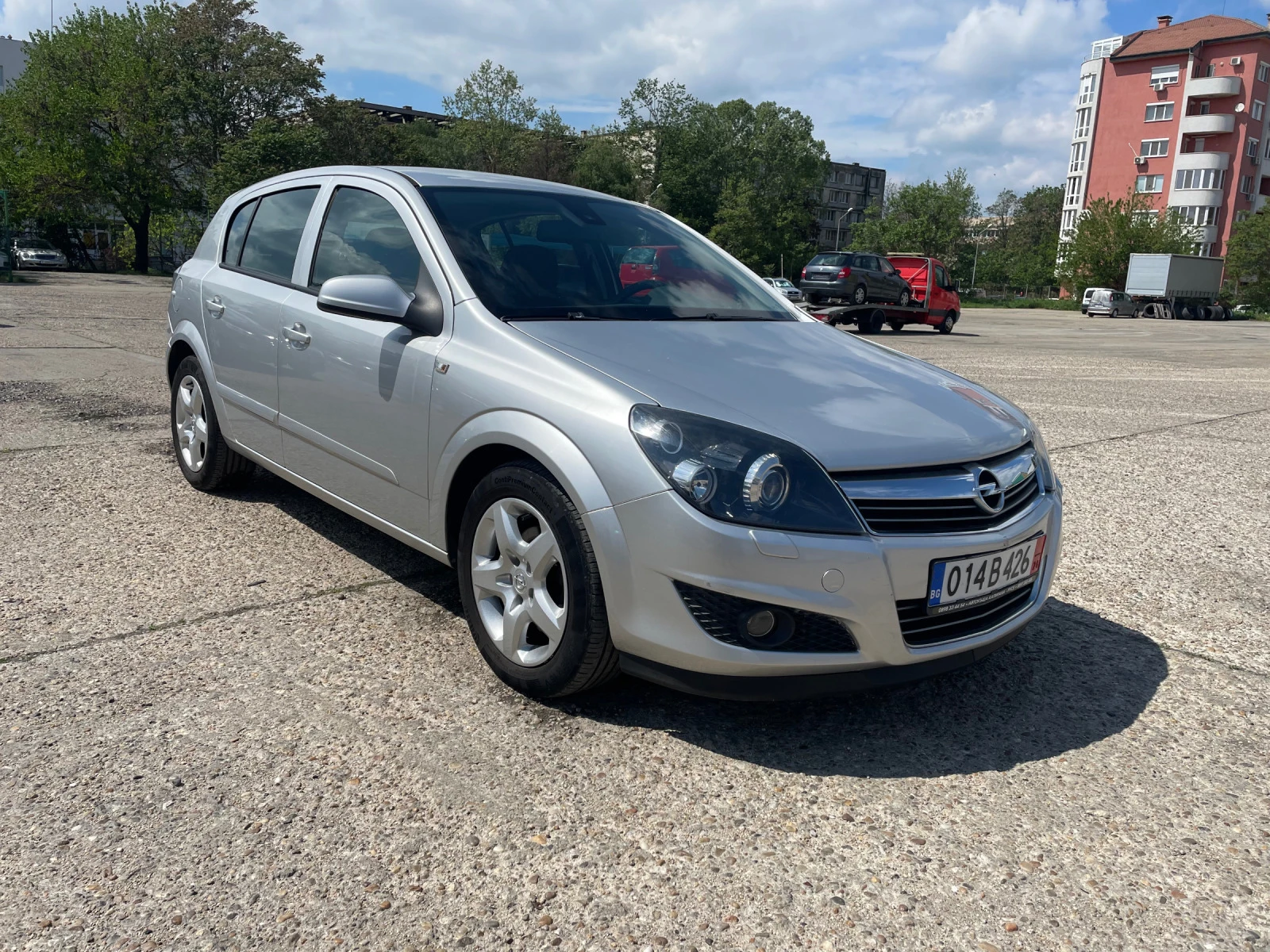 Opel Astra 1.6 бензин 115кс КАТО НОВА - изображение 8