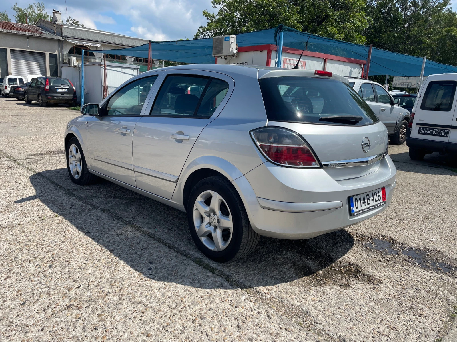 Opel Astra 1.6 бензин 115кс КАТО НОВА - изображение 4