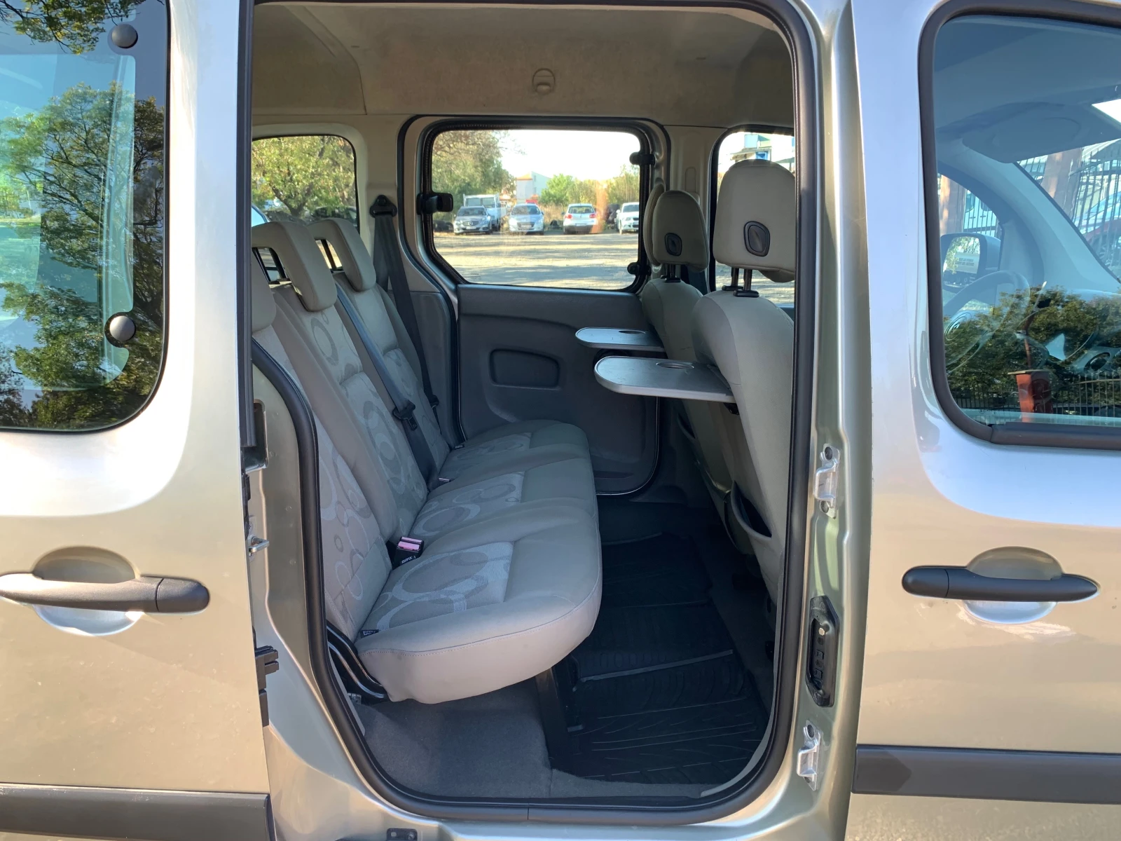 Renault Kangoo Family Restyling 1.5dCi(86.)4+ 1   | Mobile.bg   13