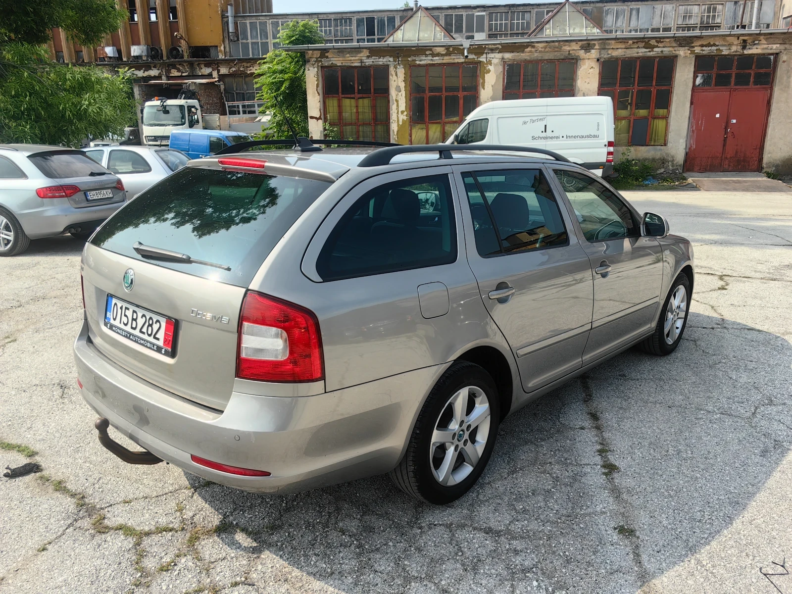 Skoda Octavia 1.6tdi 105ps, Евро 5, Facelift, Отлична  - изображение 4